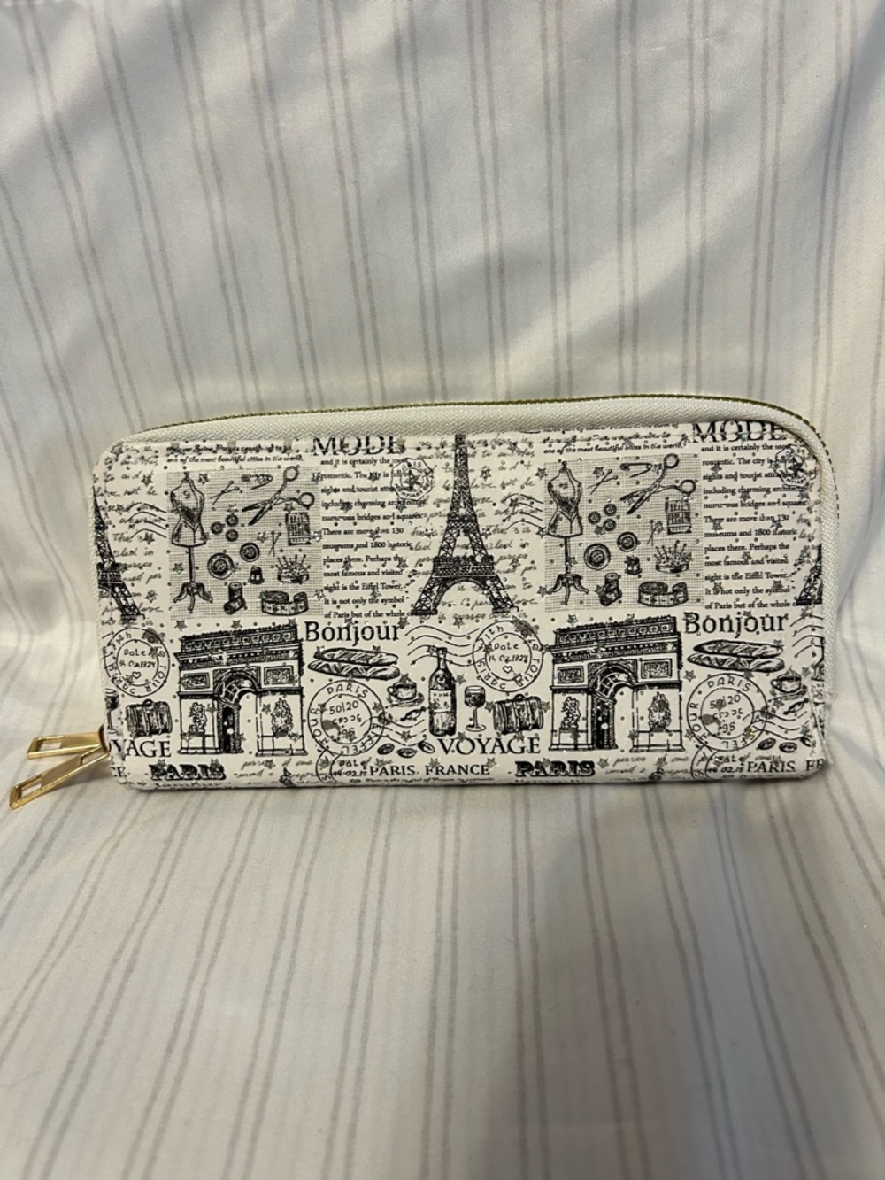 Paris Print Zip Around Wallet - White/Black